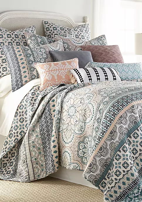 Flash Sale ✨ Levtex Home Addie Quilt Set 🌟 6 Flash Sale ✨ Levtex Home Addie Quilt Set 🌟 - Image 4