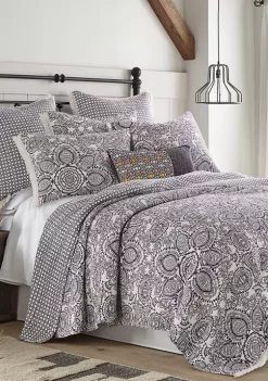 Brand new โ Levtex Home Coronado Fringe Full/Queen Quilt Set ๐ฏ